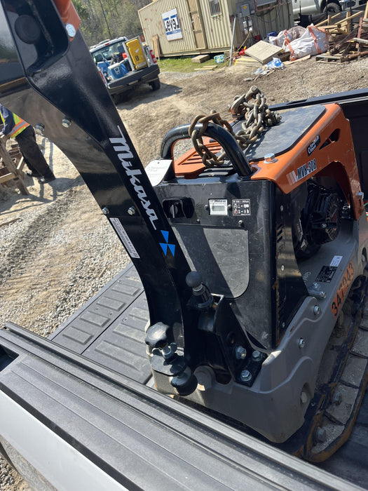 2023 Multiquip MV308GH Honda GX270, 18" Plate, Tachometer