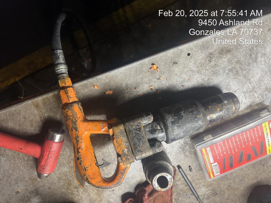 2021 MICHIGAN PNEUMATIC ES-CH3R-TRACKER