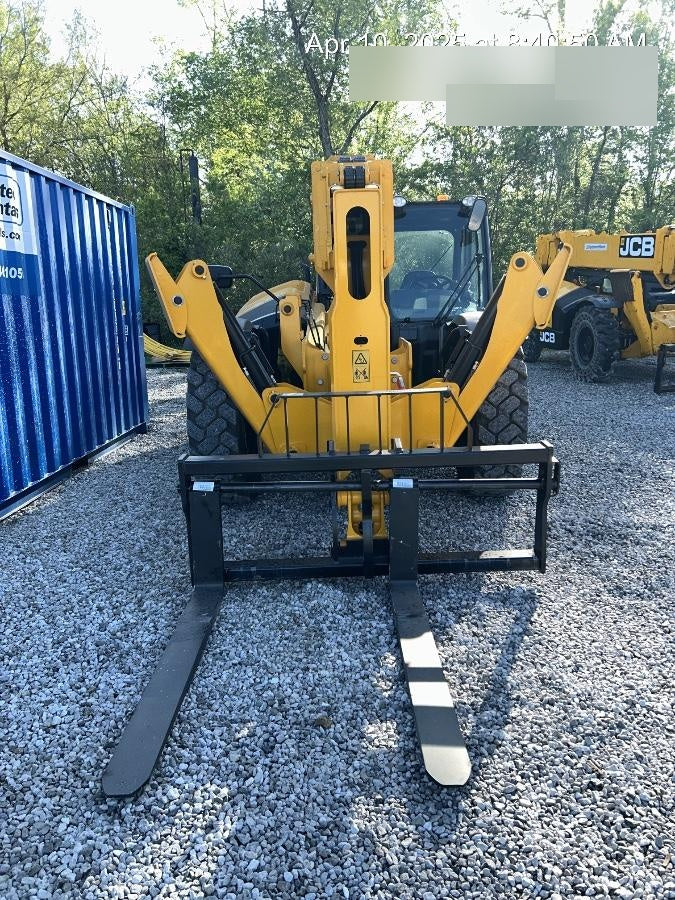 2025 JCB 512-56