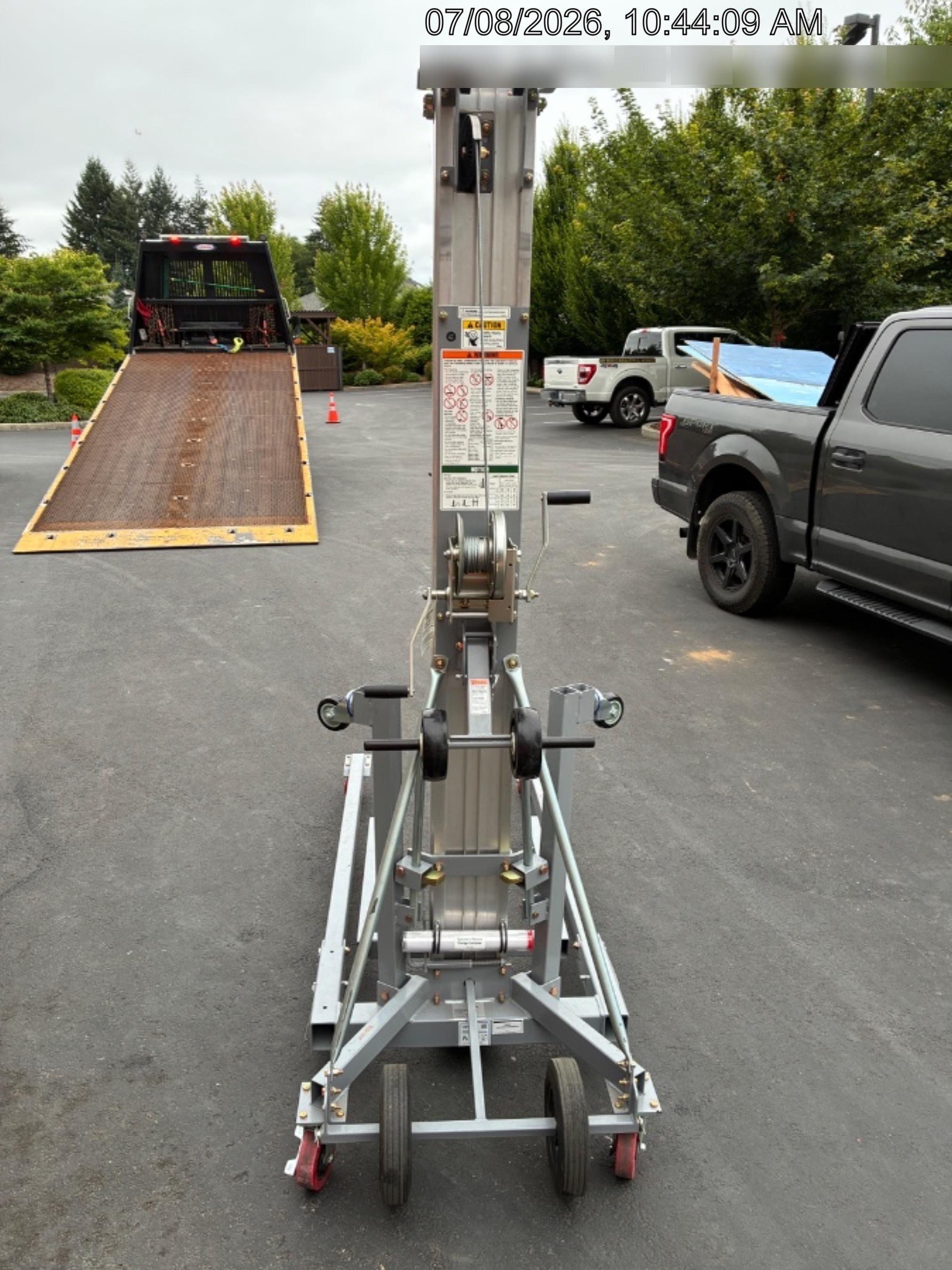 2025 GENIE SLC-24