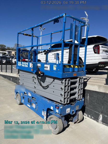 2023 GENIE GS-3232