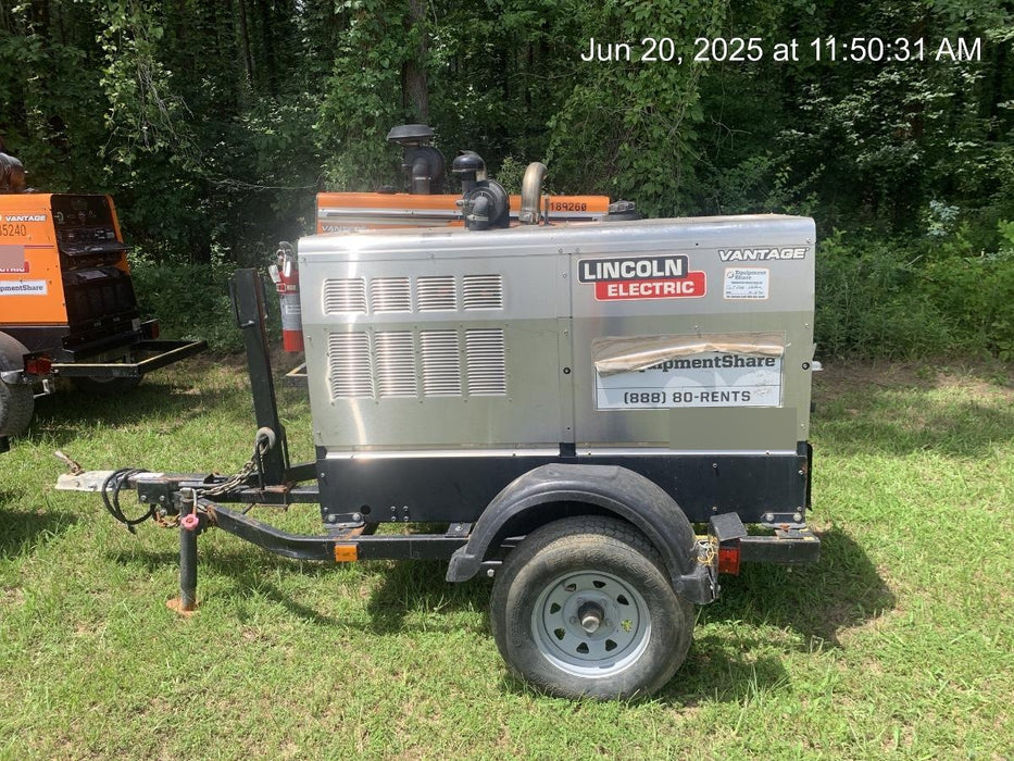 2018 Lincoln Electric Vantage 435 Lincoln Vantage 435 Welder Ready-Pak 3 w/Trailer, Fender/Light Kit, and Cable Rack
