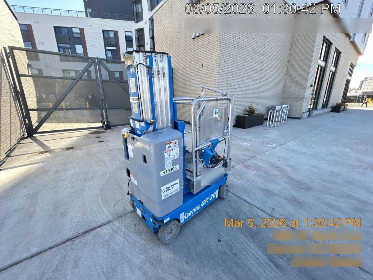 2021 GENIE GR-20