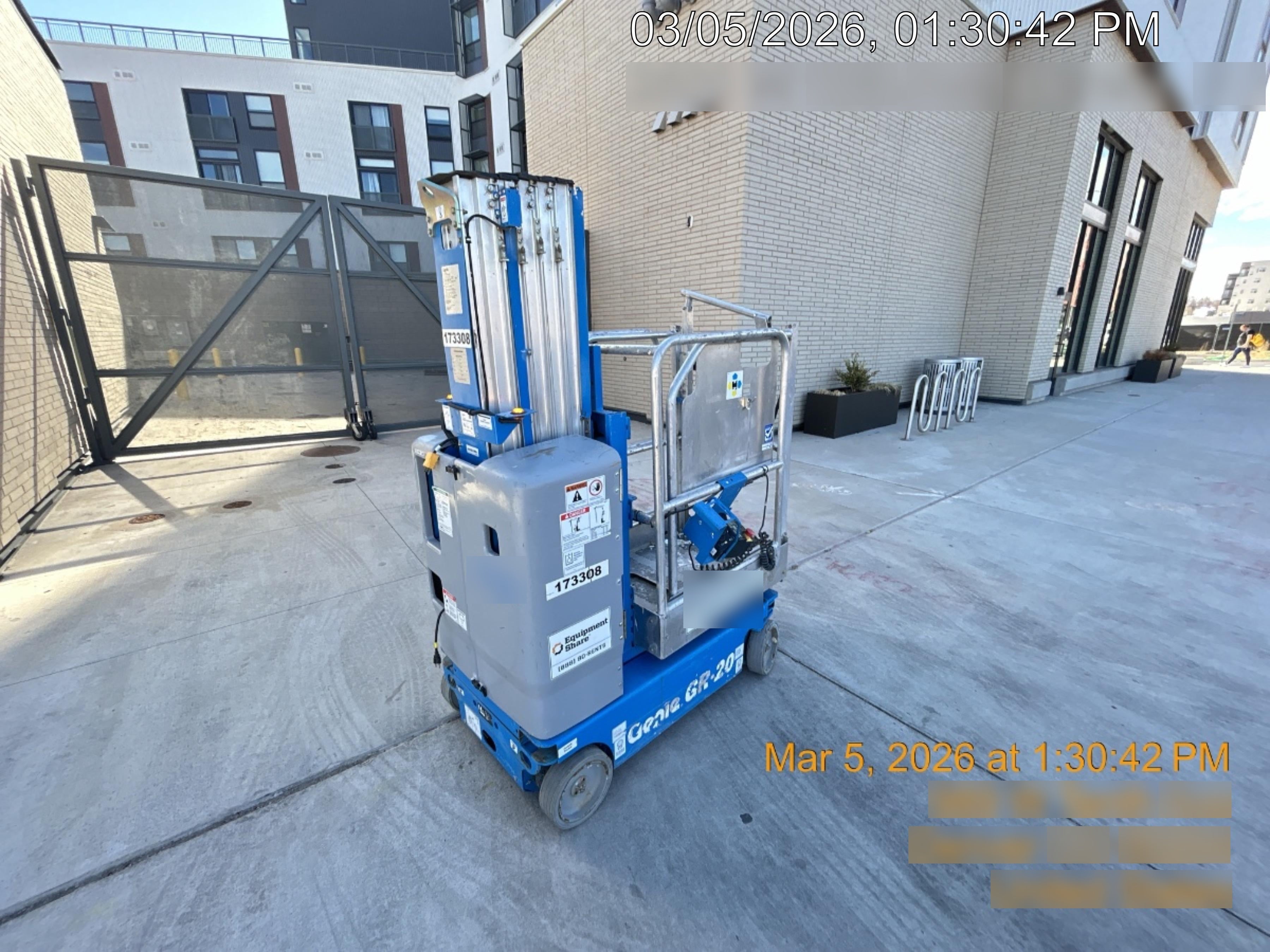 2021 GENIE GR-20