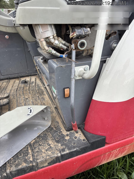2022 TAKEUCHI TB250-2R