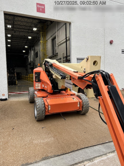 2019 JLG E450AJ