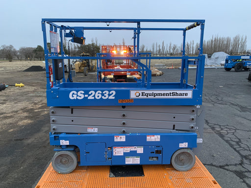 2020 Genie GS-2632 Solid NM Tires, Folding Rails with Half-Height Swing Gate, Beacon, 800W Invertor