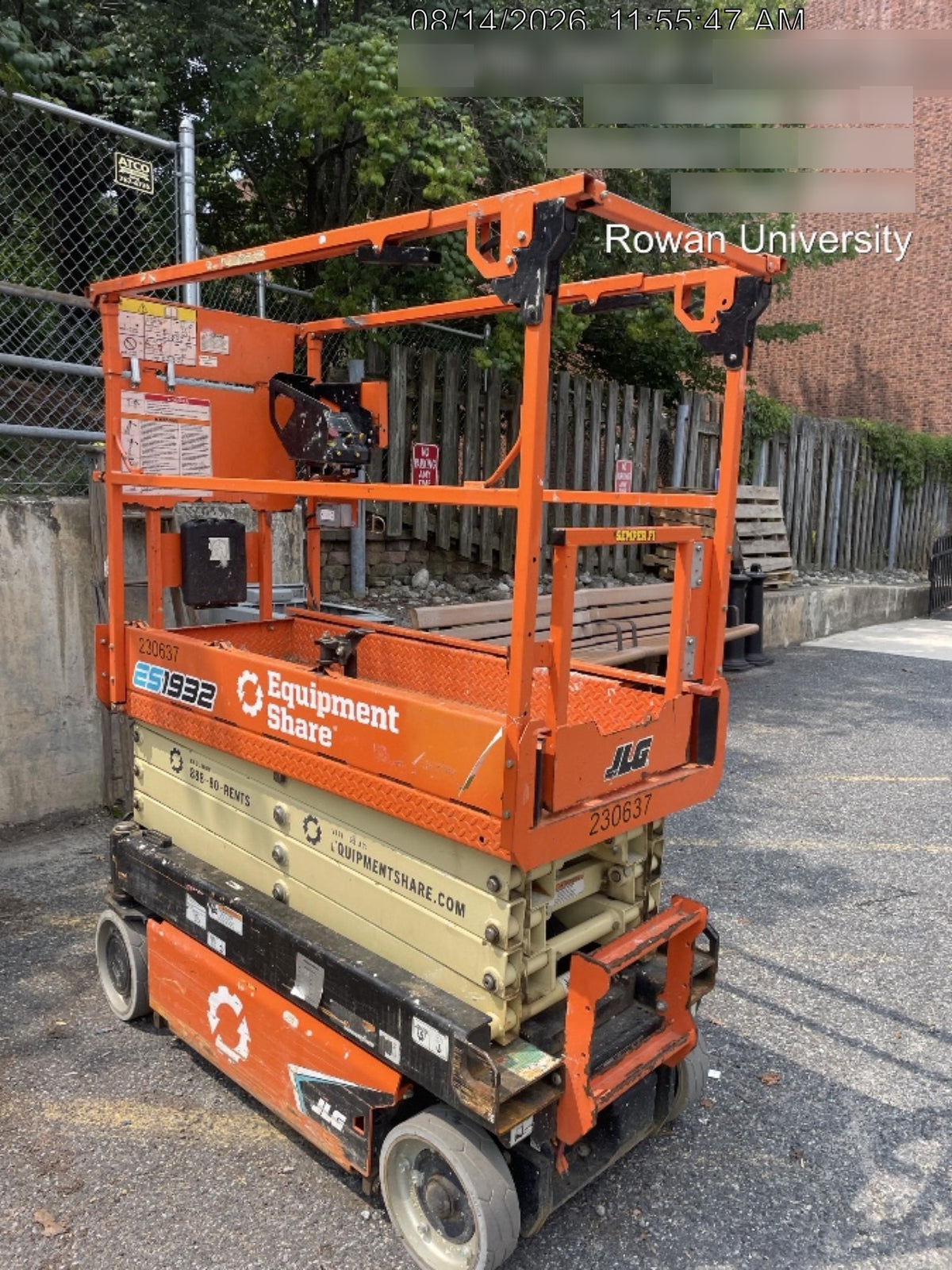 2022 JLG ES1932
