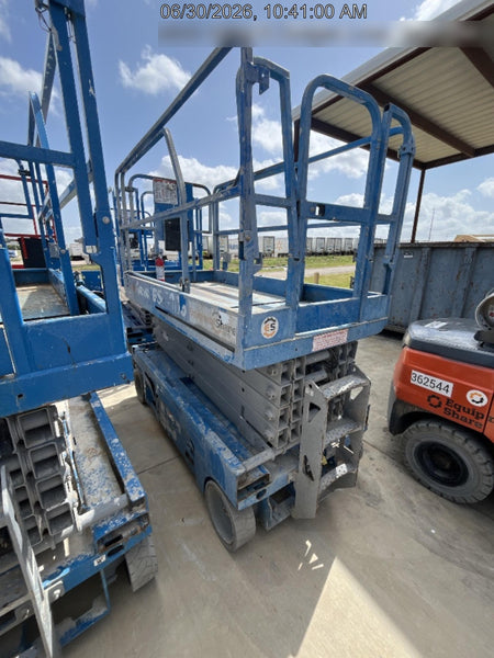 2017 GENIE GS-3246