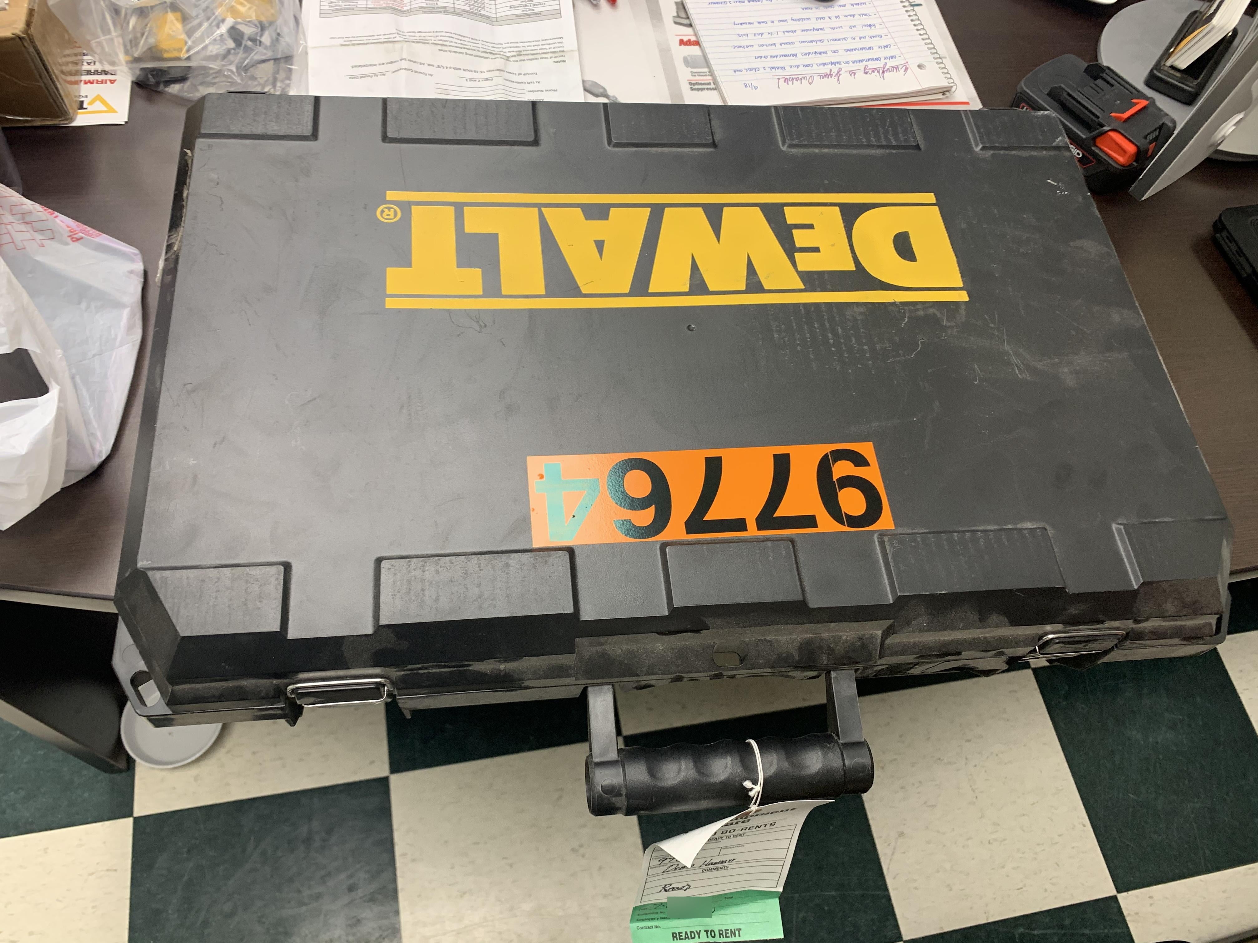 2020 DEWALT D25604