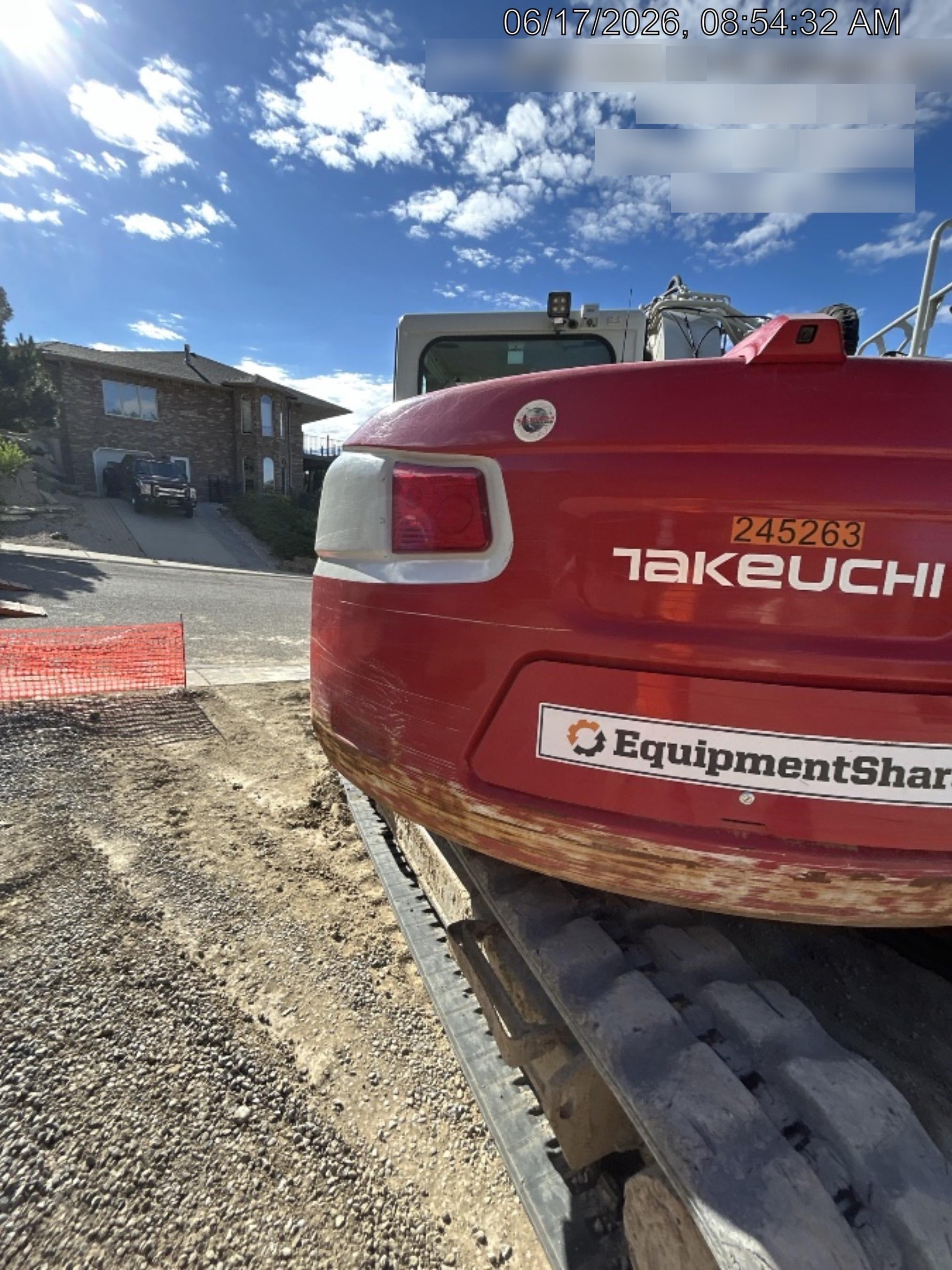 2022 TAKEUCHI TB2150CR