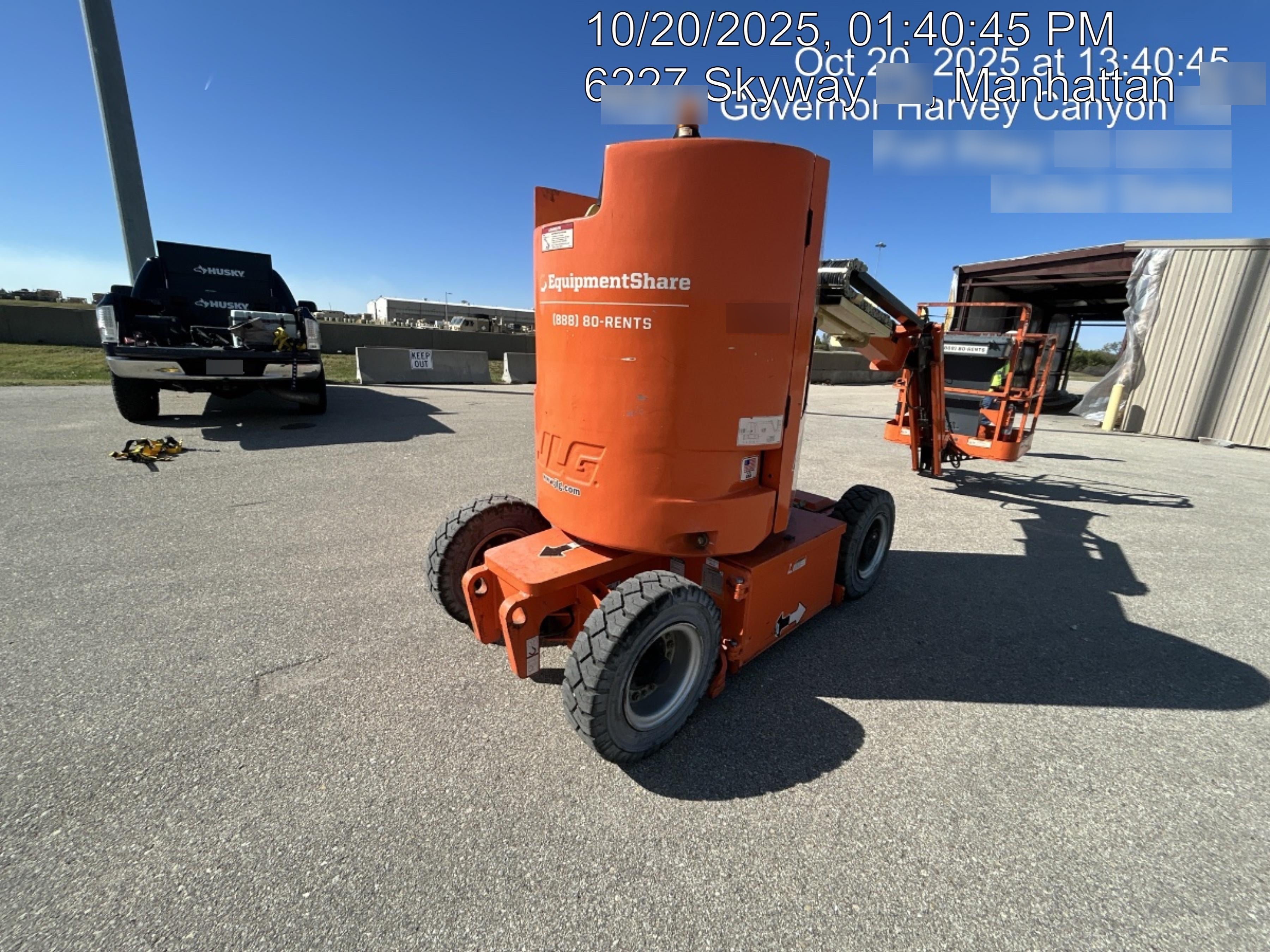 2019 JLG E300AJP