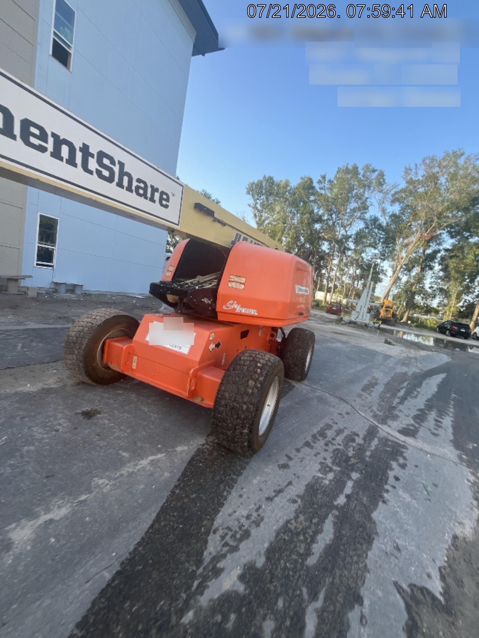 2021 JLG 660SJ