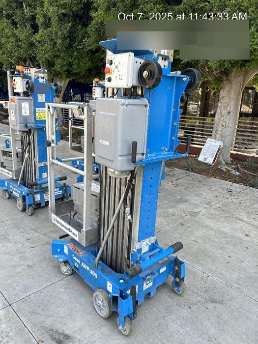 2021 GENIE AWP-30S DC