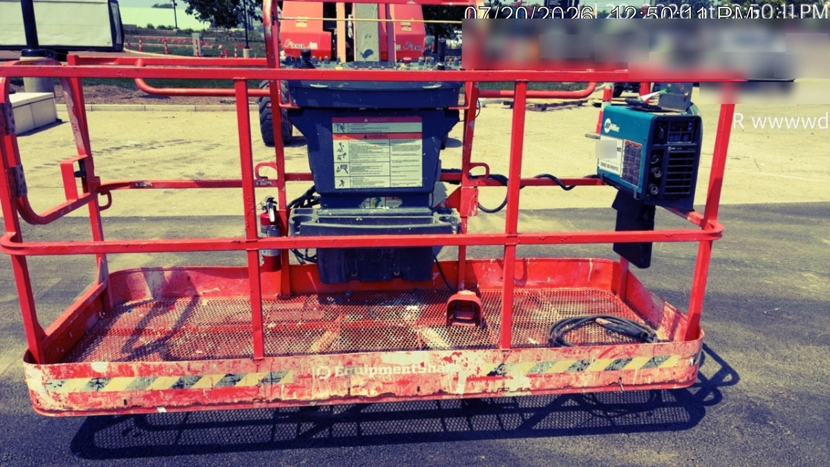2021 JLG 660SJ