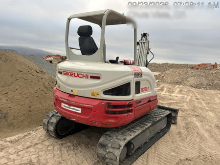 2021 TAKEUCHI TB250-2