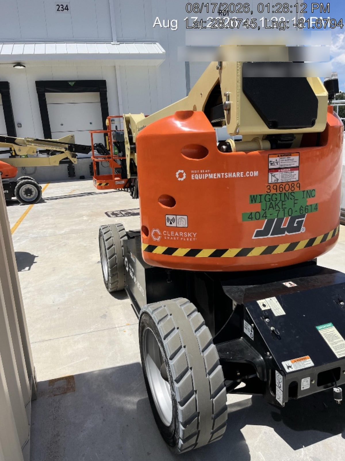 2024 JLG E450AJ