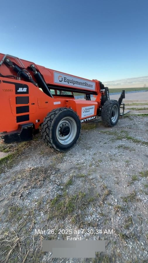 2021 JLG 12054