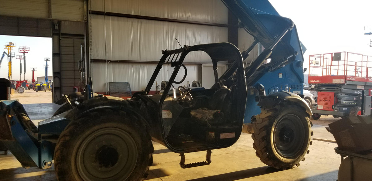 2017 GENIE GTH-1056