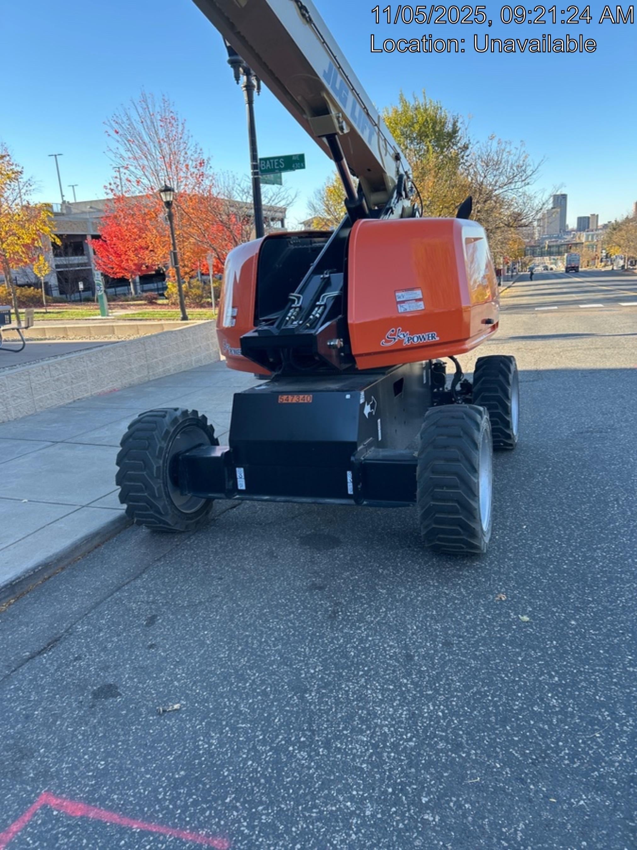 2025 JLG 660SJ