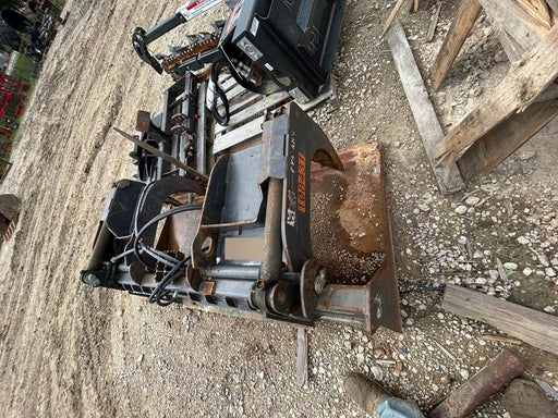 2020 PALADIN 76" Scrap Grapple Bucket - Paladin