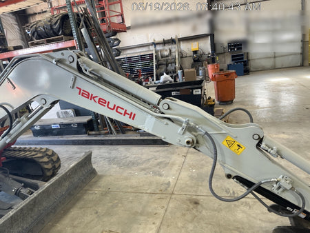 2024 TAKEUCHI TB240-CRA