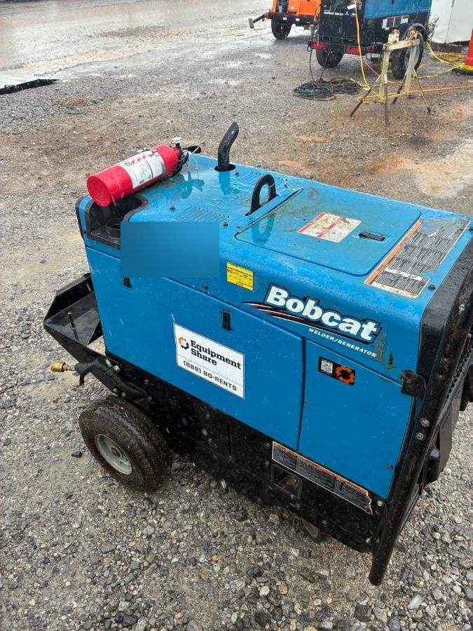 2019 Miller Electric BOBCAT 250 951600 PKG-250 amp Propane Welder, Standard w/Running Gear, Bracket, Hose"250 amp Propane Welder, Standard w/Running Gear, Bracket, Hose