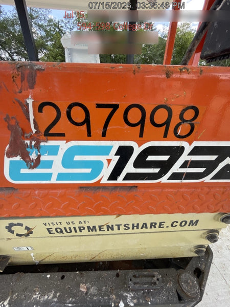 2023 JLG ES1932