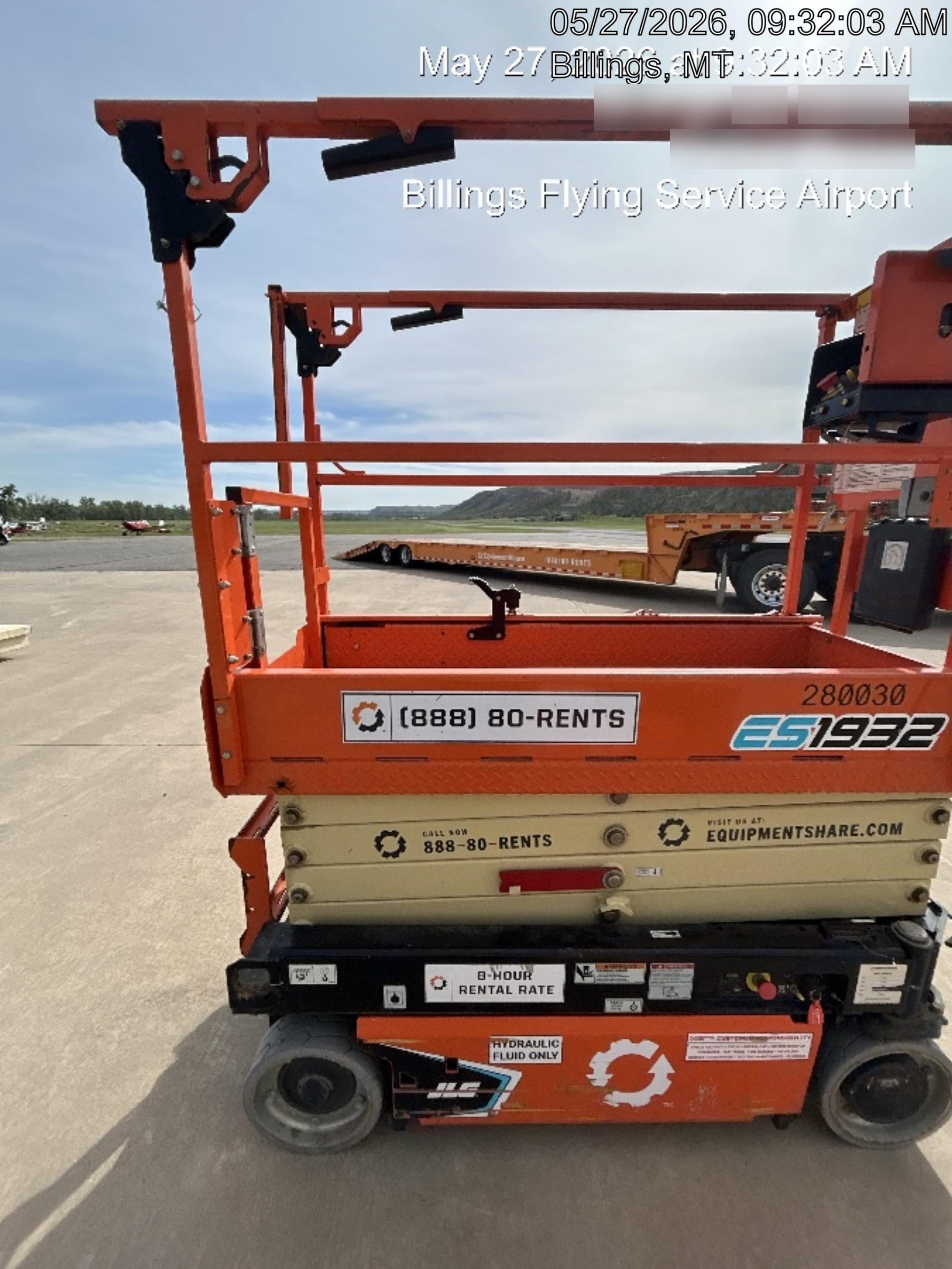 2022 JLG ES1932