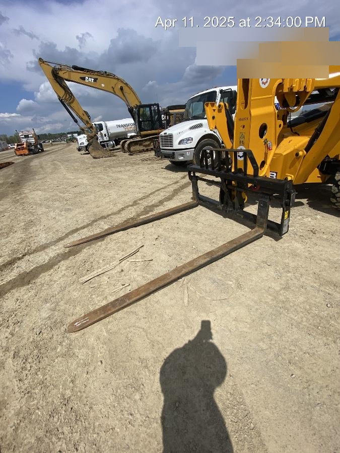 2025 JCB 512-56