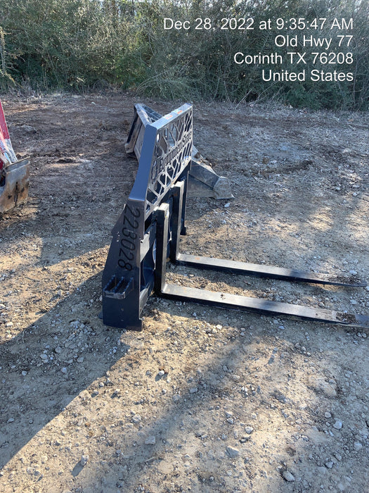 2022 PALADIN 48" Pallet Forks - Paladin