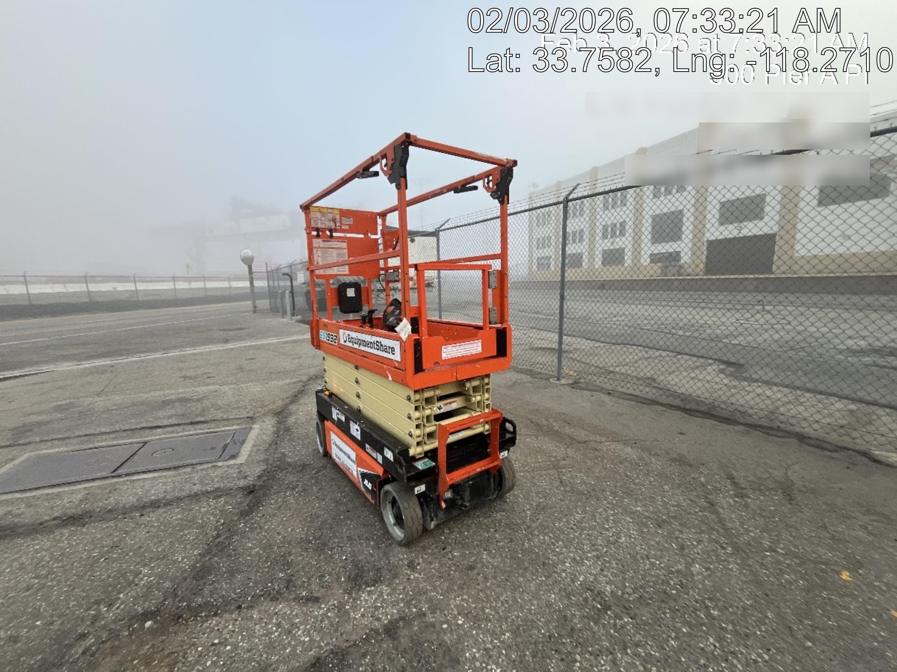 2022 JLG ES1932