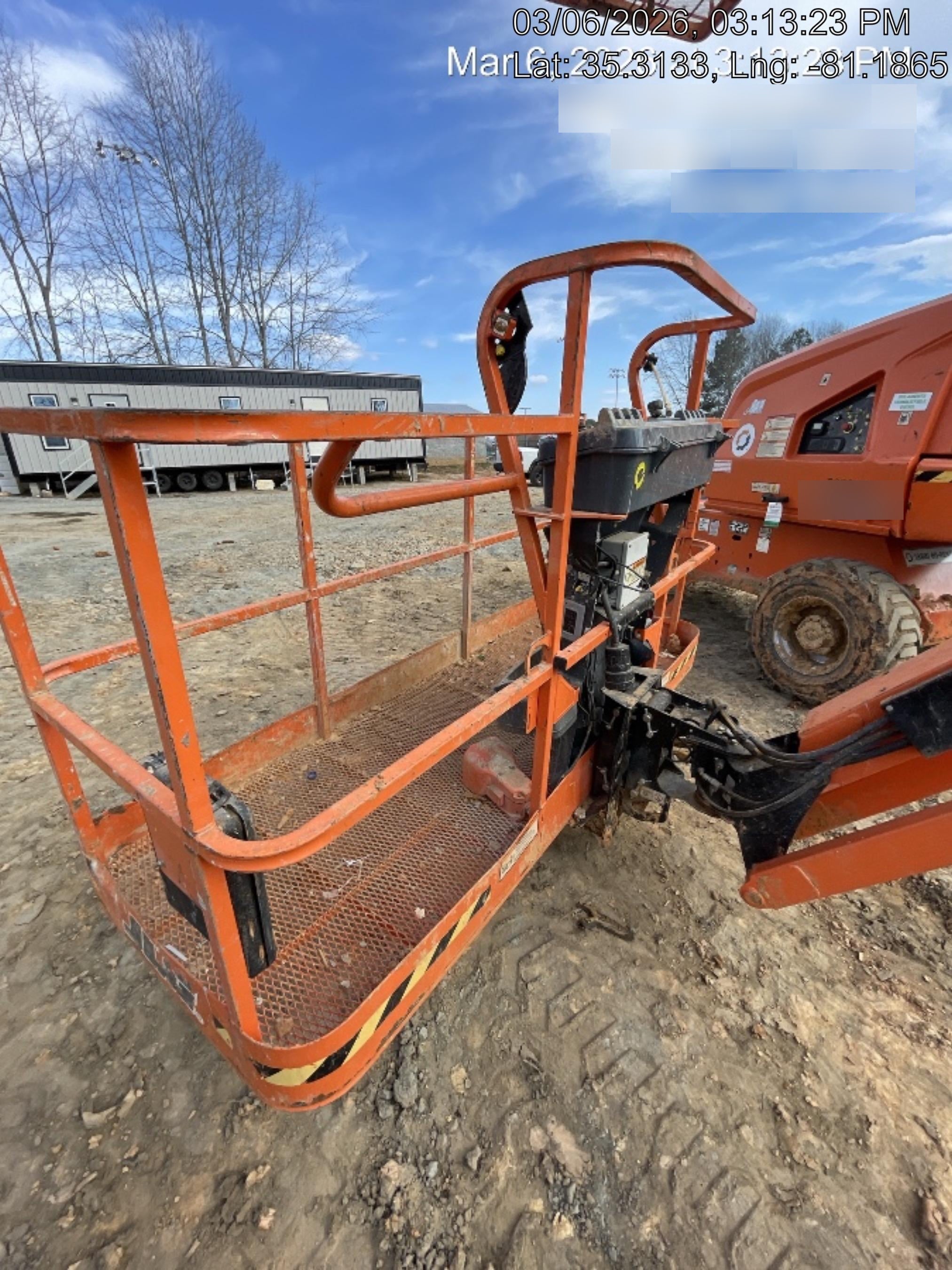 2022 JLG 460SJ