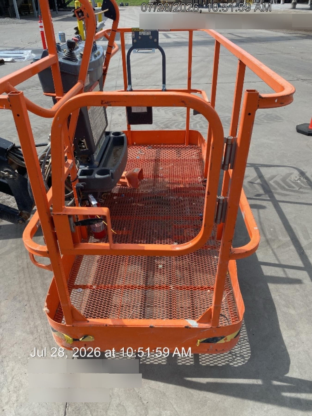 2023 JLG 660SJ