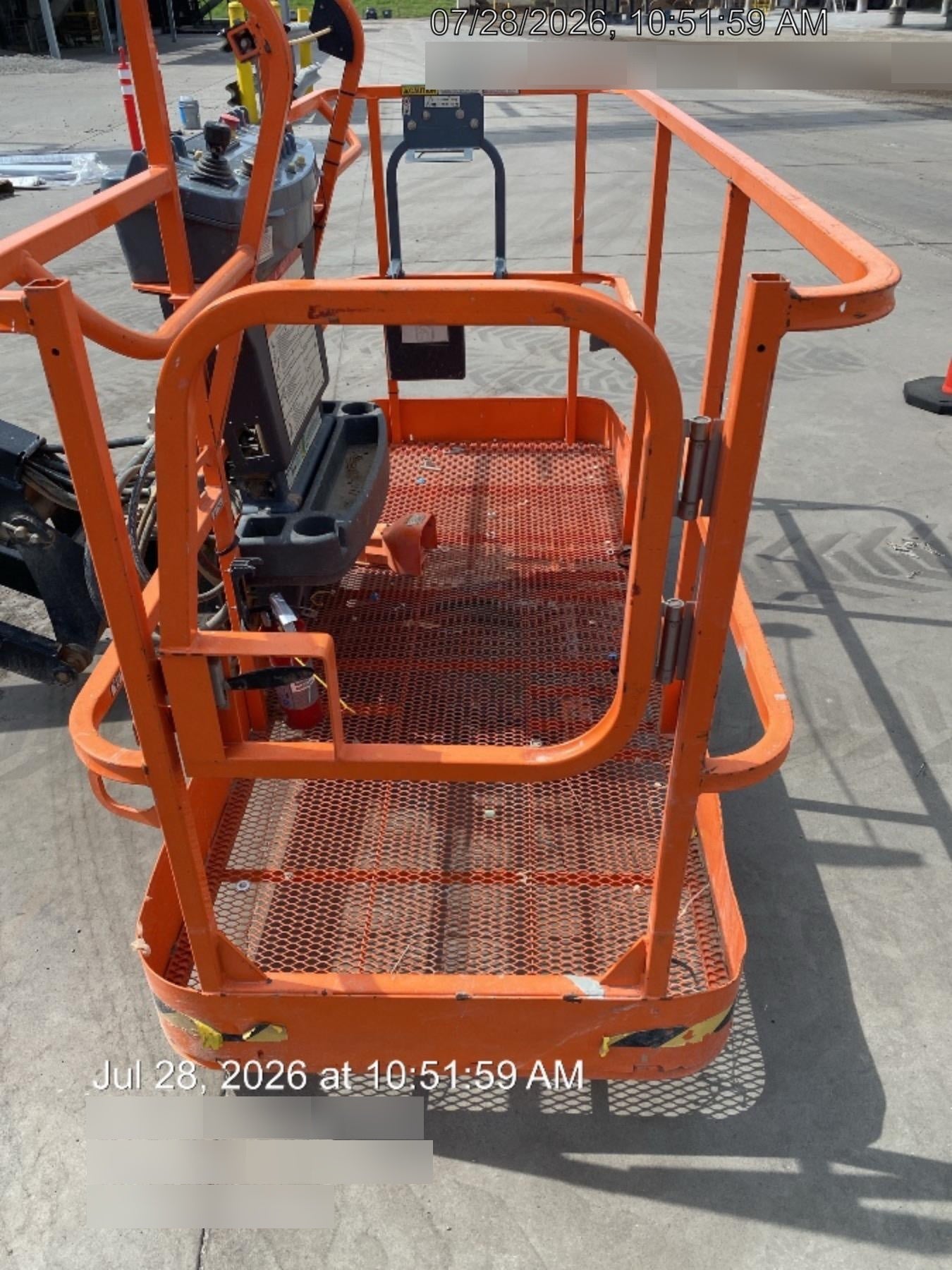 2023 JLG 660SJ