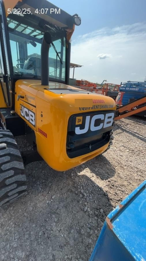 2025 JCB 940-4