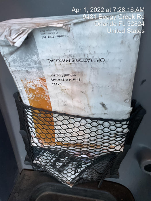 2018 Case 521G CLOSED CAB, JRB 416 STYLE HYD COUPLER