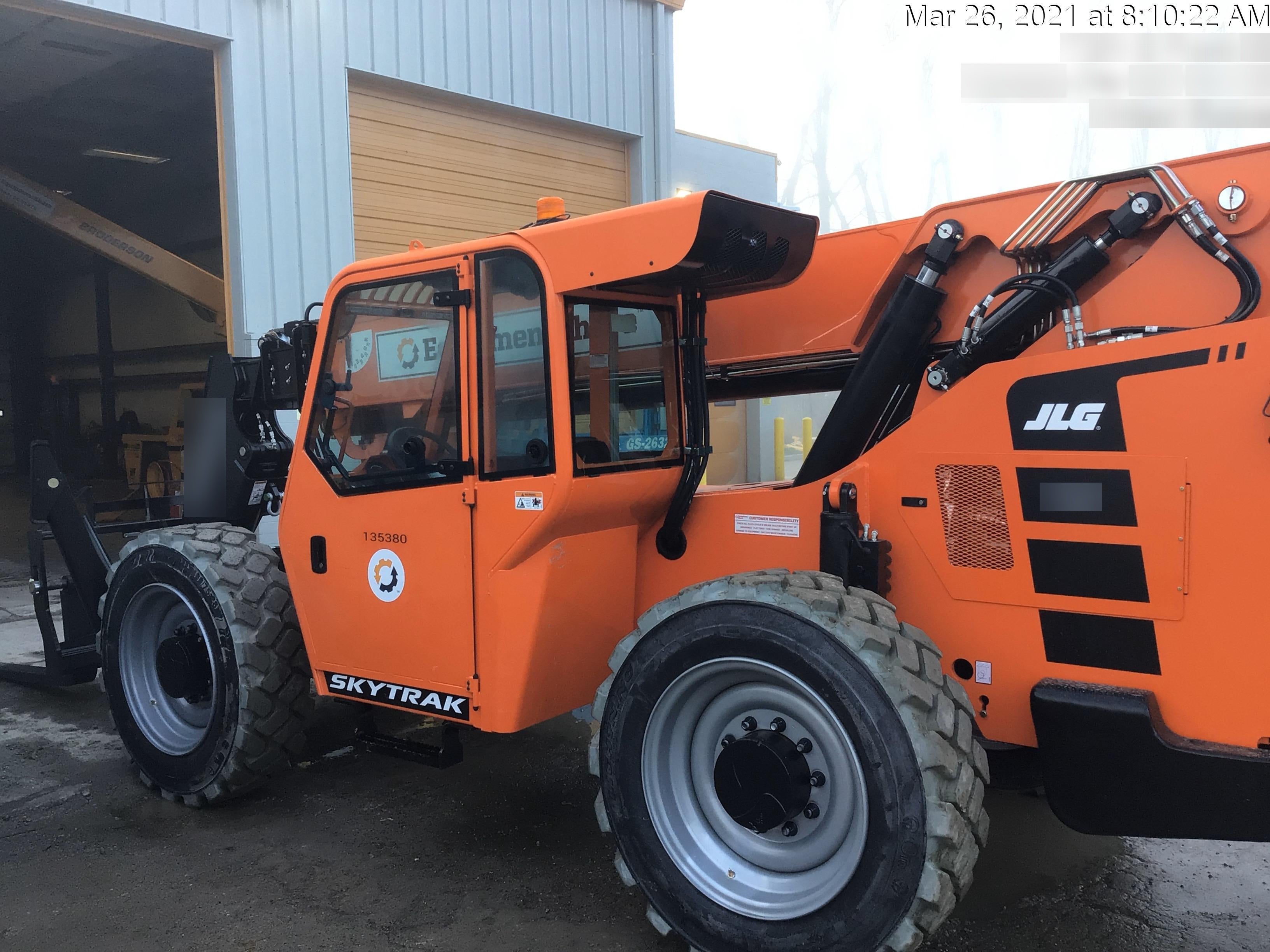 2021 SKYTRAK 10054