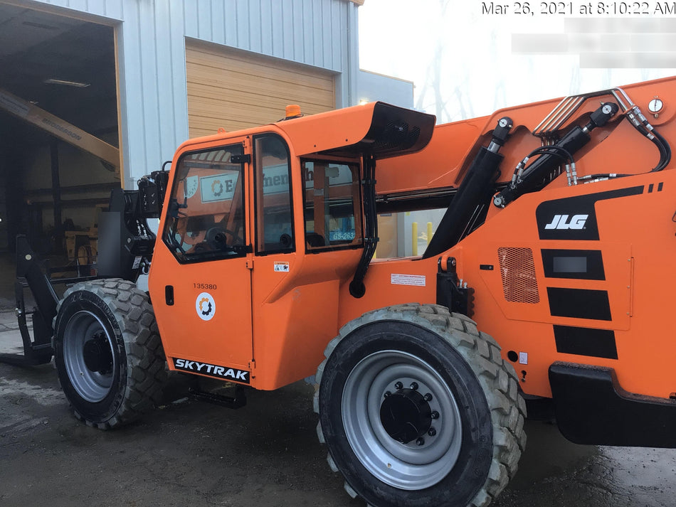 2021 SKYTRAK 10054