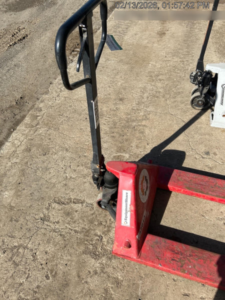2019 HAUL MASTER 2.5 Ton Manual Pallet Jack