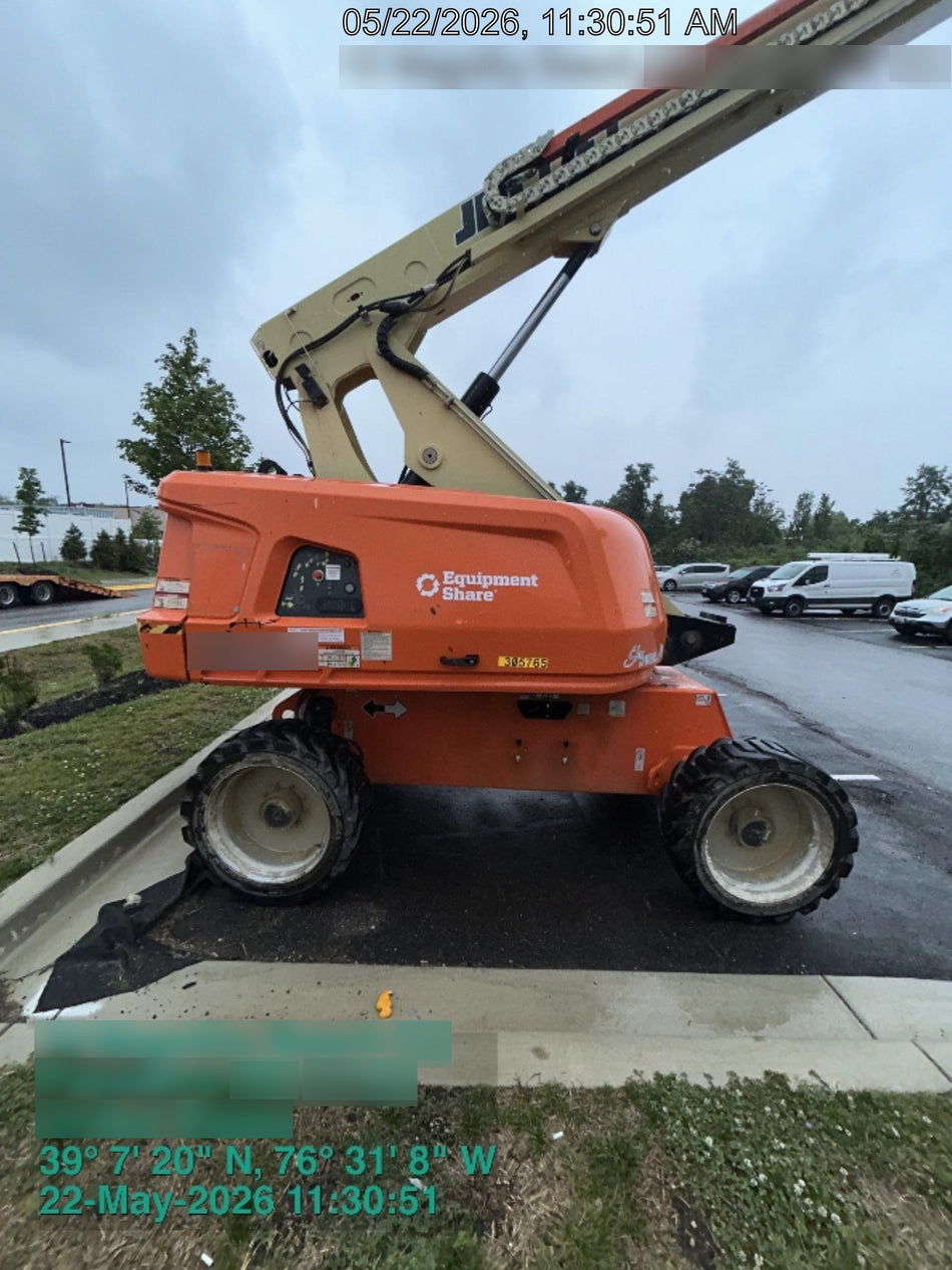 2023 JLG 660SJ