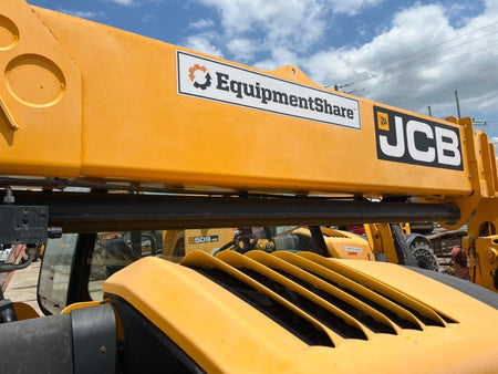 2021 JCB 512-56