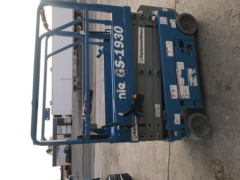 2018 Genie GS-1930 Genie GS-1930 w/Fixed Rail, Chain Entry