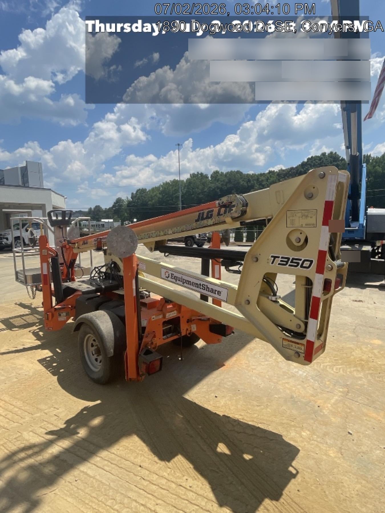 2022 JLG T350