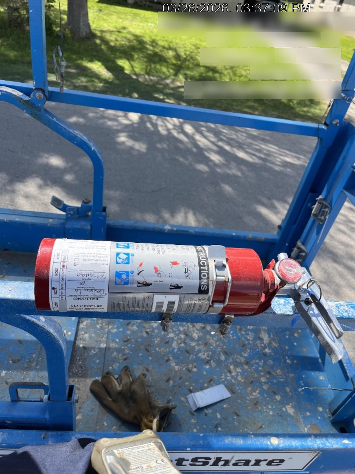 2023 GENIE GS-3232