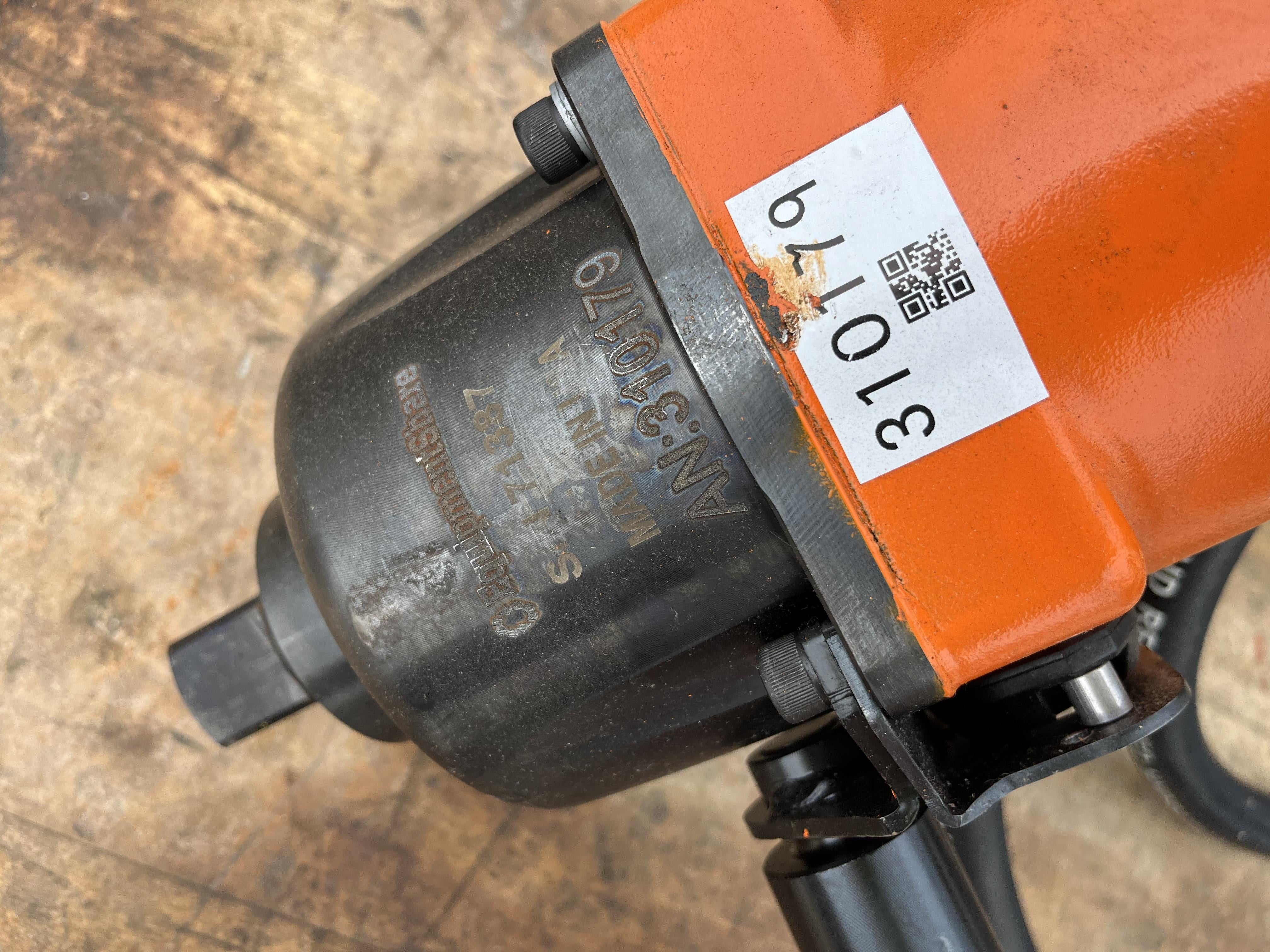 2023 MICHIGAN PNEUMATIC ES-4940B2-TRACKER