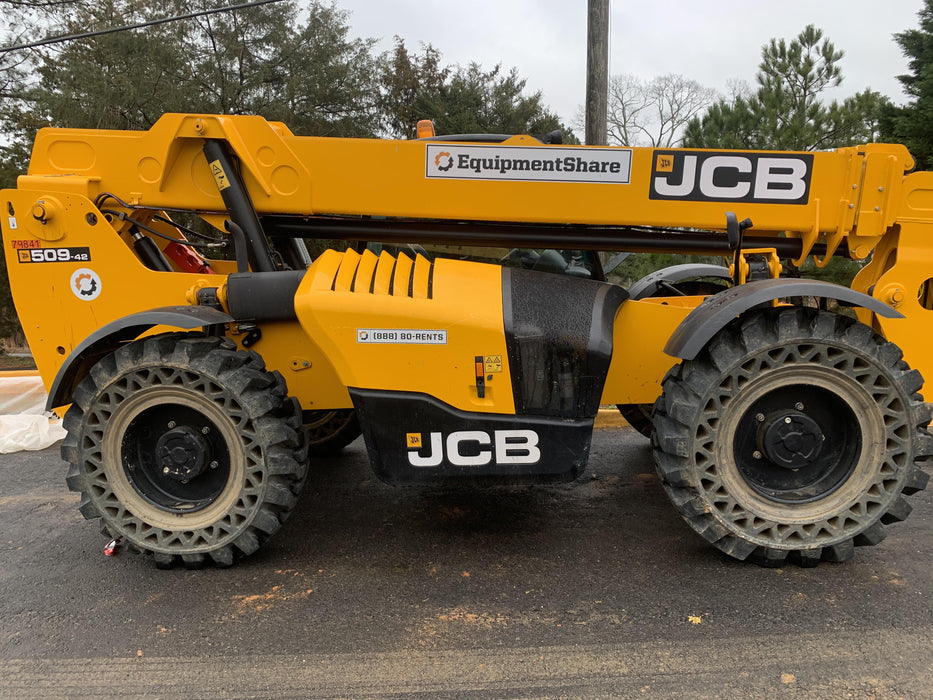 2020 JCB 509-42 Canopy, Solid Tires, Work Lights, Beacon, Aux Hydraulics, Back up Alarm, Lifting Eye, ES Decals