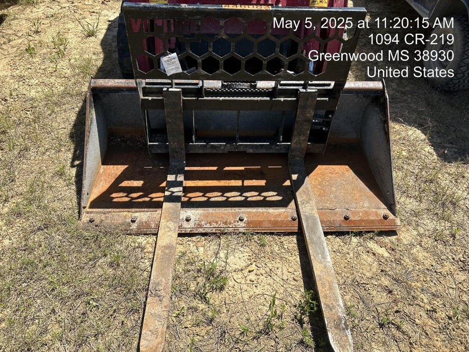 2024 VIRNIG 48" Pallet Forks - Virnig