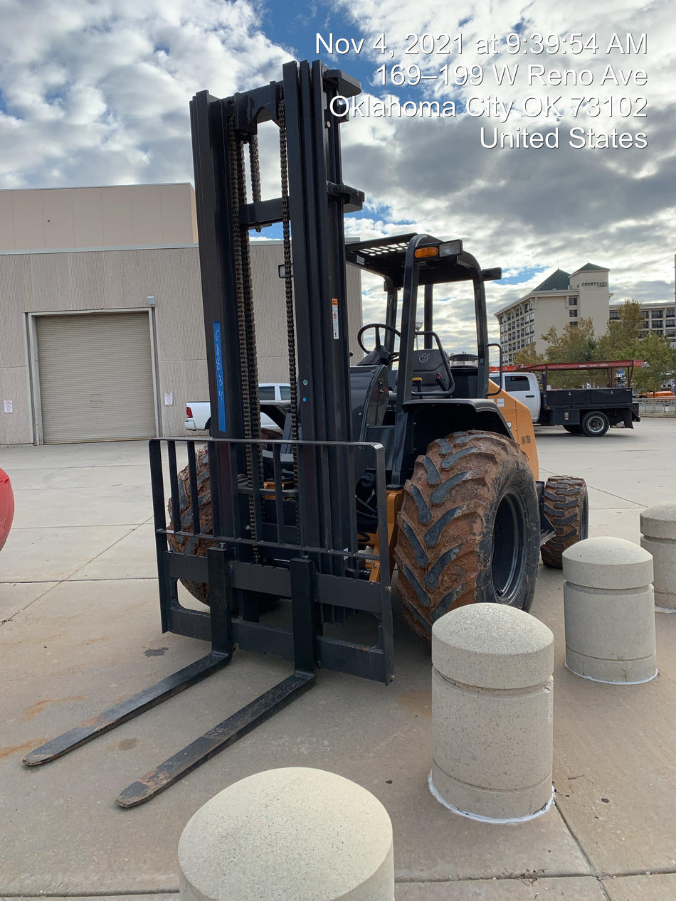 2021 CASE 588H