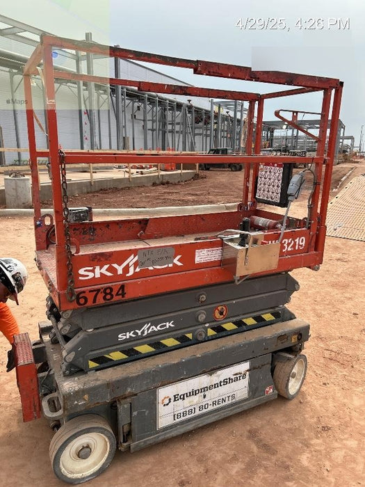 2018 SKYJACK SJIII-3219